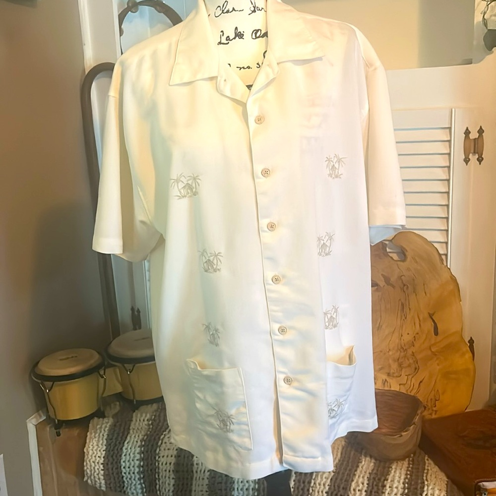 CUBAVERA Mens Button Up Rayon
Blend Shirt. Palm trees embroidered.